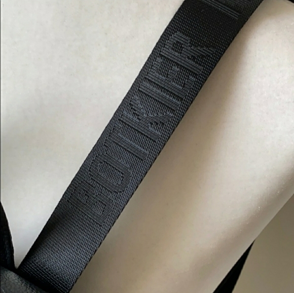 BOTKIER Adjustable Mini BackPack & FREE GIFT - Picture 3 of 4